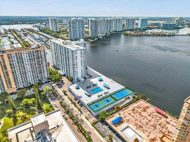 301 174th St 2205, Sunny Isles Beach, FL 33160