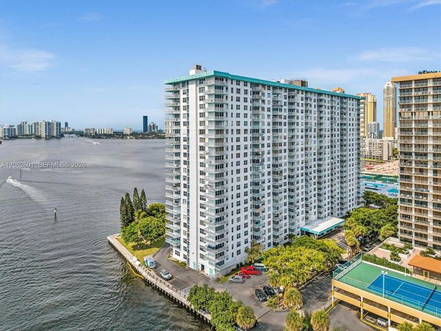301 174th St 2205, Sunny Isles Beach, FL 33160