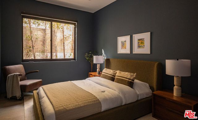 7139 Macapa Drive, Los Angeles, CA 90068