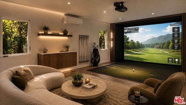 7139 Macapa Drive, Los Angeles, CA 90068