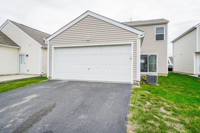 2545 Bristlecone Lane, Grove City, OH 43123