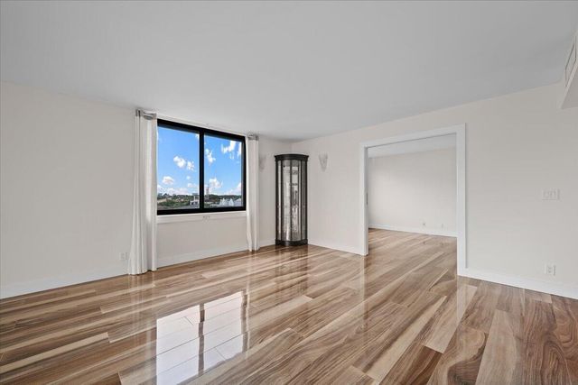 911 Ocean Drive 601, Juno Beach, FL 33408