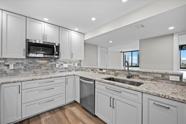 911 Ocean Drive 601, Juno Beach, FL 33408