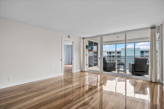 911 Ocean Drive 601, Juno Beach, FL 33408