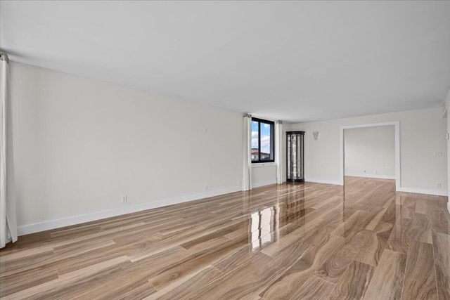 911 Ocean Drive 601, Juno Beach, FL 33408