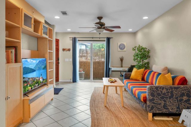 4523 College Way H, San Diego, CA 92115