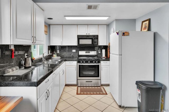 4523 College Way H, San Diego, CA 92115