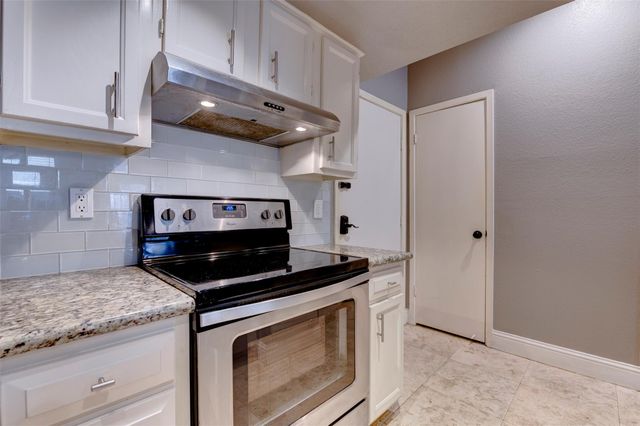 1920 Augusta Drive 19, Houston, TX 77057