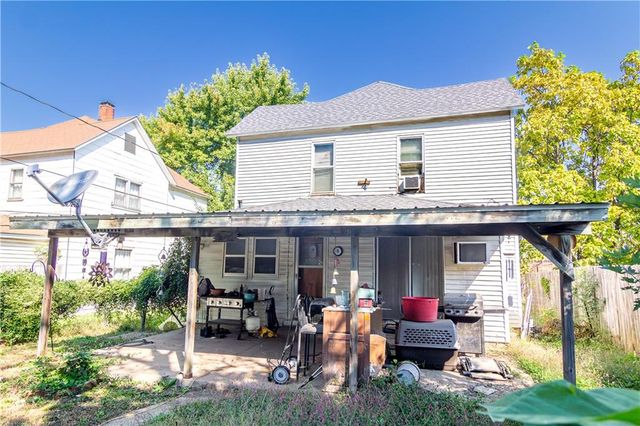 407 W 3rd Street, Chanute, KS 66720