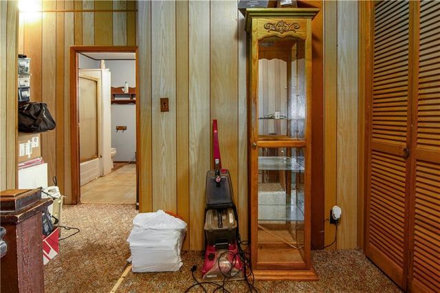 407 W 3rd Street, Chanute, KS 66720