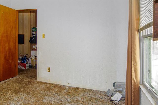 407 W 3rd Street, Chanute, KS 66720