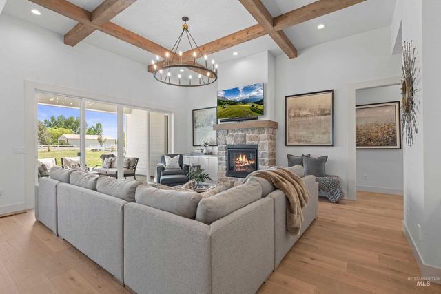 24990 Belgian Way, Middleton, ID 83644