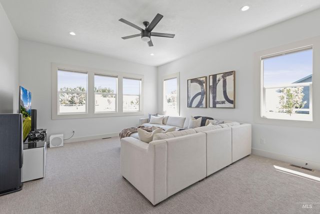 24990 Belgian Way, Middleton, ID 83644