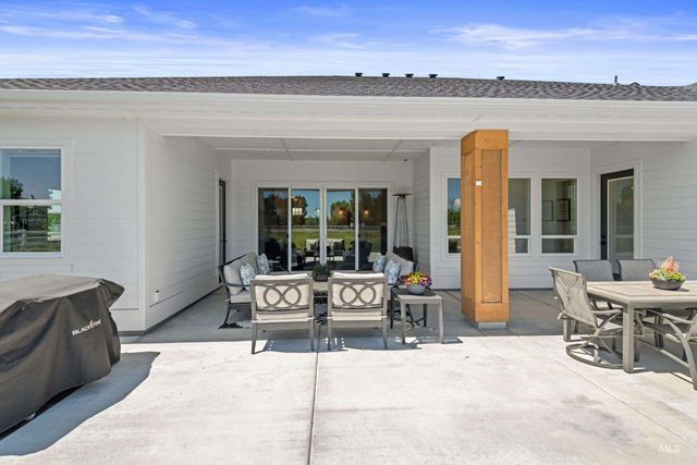 24990 Belgian Way, Middleton, ID 83644