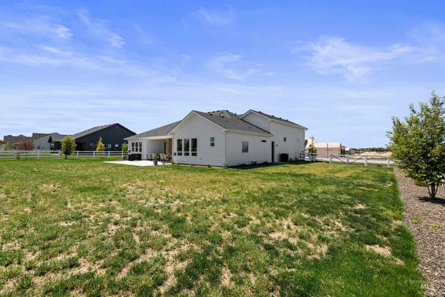 24990 Belgian Way, Middleton, ID 83644