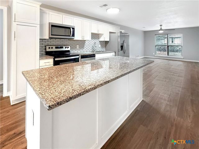 1810 Clarawood Drive, Killeen, TX 76549