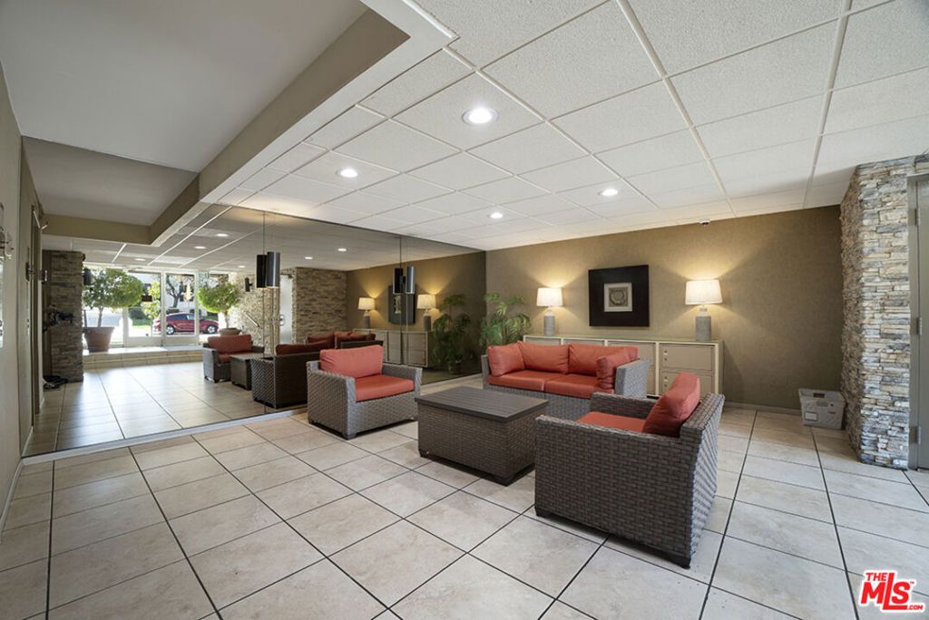 525 N Sycamore Avenue 306, Los Angeles, CA 90036 — photo 4