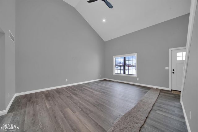 1825 State Street, Algonac, MI 48001