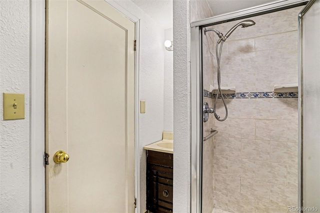 4850 S Inca Street, Englewood, CO 80110