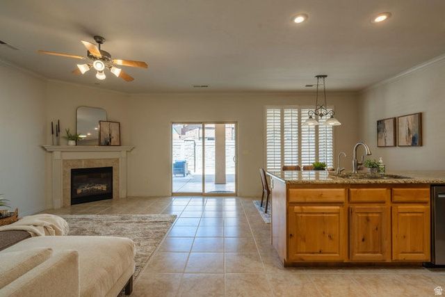 647 E PINTURA DR, St. George, UT 84790