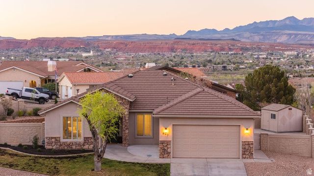 647 E PINTURA DR, St. George, UT 84790