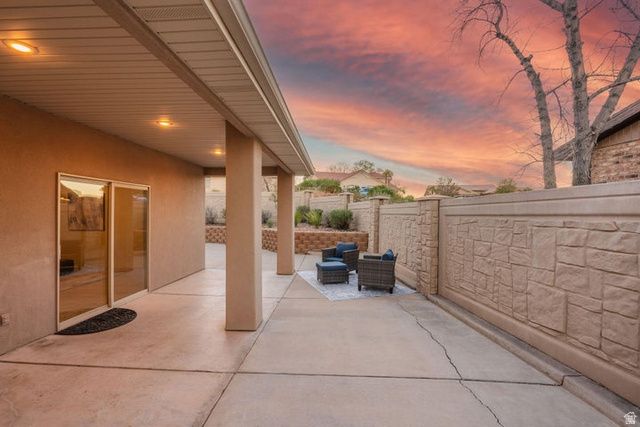 647 E PINTURA DR, St. George, UT 84790