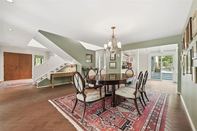 950 Blackburn Rd, Sewickley Heights, PA 15143