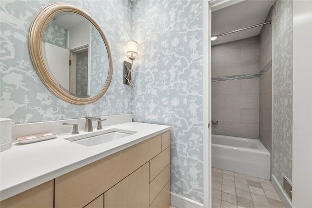 950 Blackburn Rd, Sewickley Heights, PA 15143