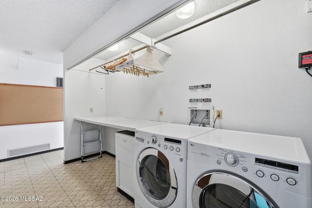 11435 E Sundance Drive, Tucson, AZ 85749
