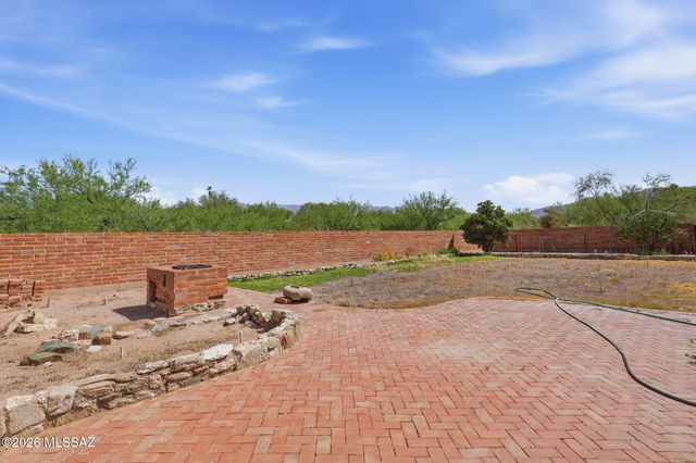 11435 E Sundance Drive, Tucson, AZ 85749
