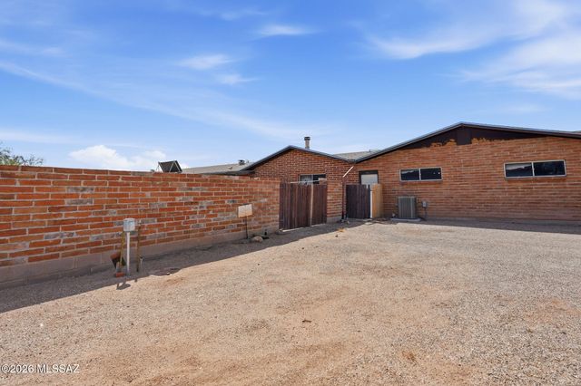 11435 E Sundance Drive, Tucson, AZ 85749