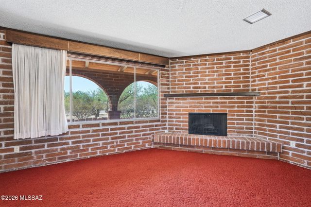 11435 E Sundance Drive, Tucson, AZ 85749