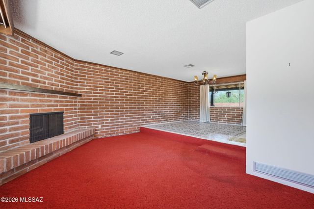 11435 E Sundance Drive, Tucson, AZ 85749