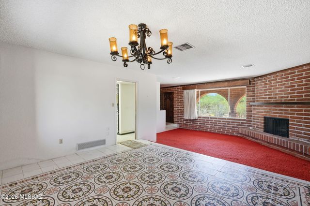 11435 E Sundance Drive, Tucson, AZ 85749