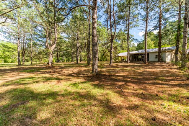 4353 Poverty Creek Road, Crestview, FL 32539