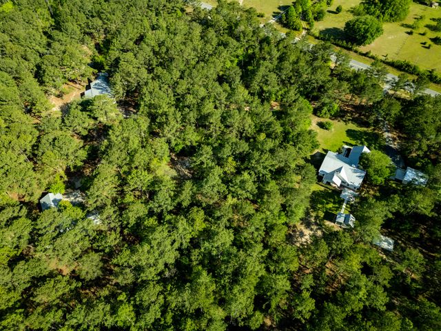4353 Poverty Creek Road, Crestview, FL 32539