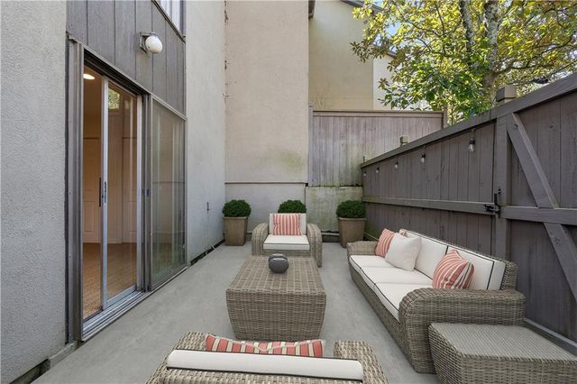 20 Ivy Parkway NE, Atlanta, GA 30342