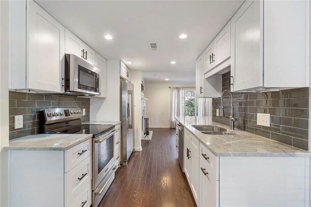 20 Ivy Parkway NE, Atlanta, GA 30342