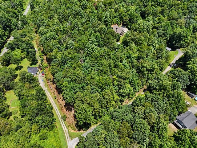 59 Hunter Rock Ridge, Marble, NC 28905