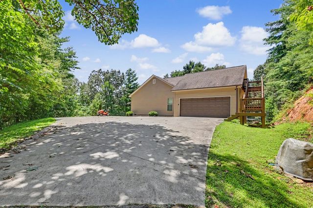 59 Hunter Rock Ridge, Marble, NC 28905