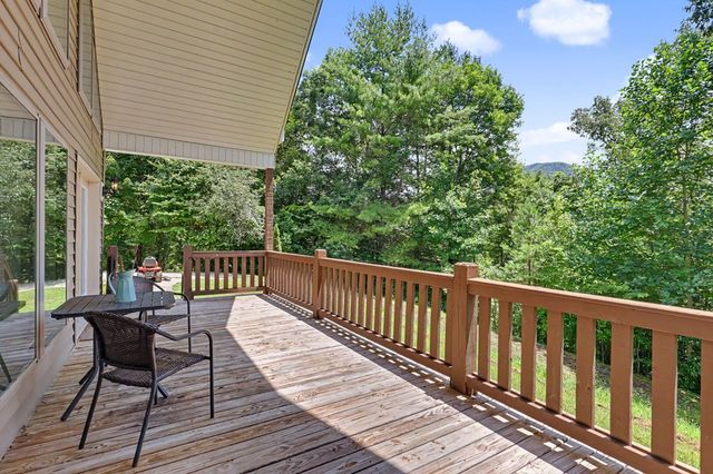 59 Hunter Rock Ridge, Marble, NC 28905