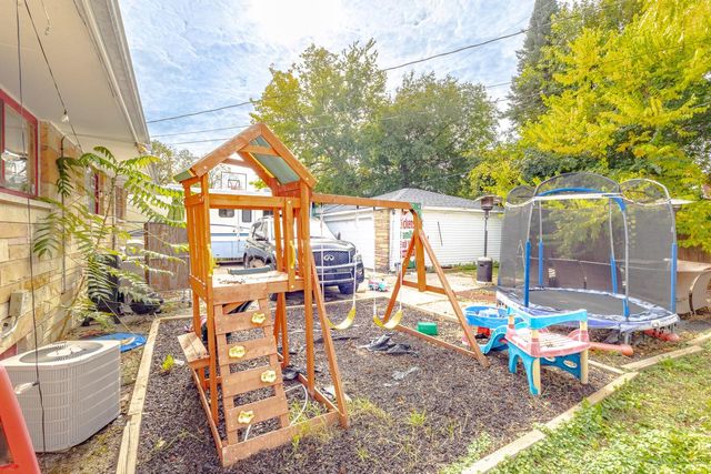 3811 N Sherman BOULEVARD, Milwaukee, WI 53216