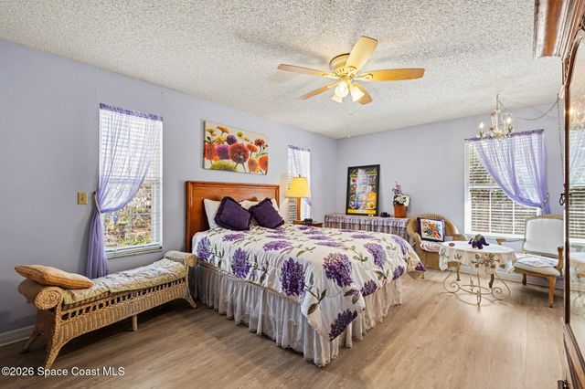 280 Naylor Street NE, Palm Bay, FL 32907