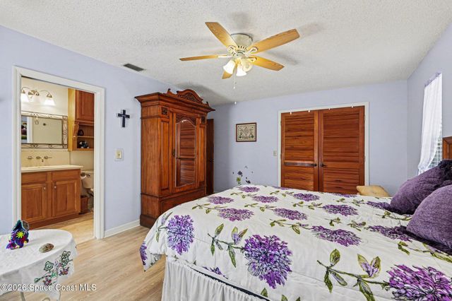 280 Naylor Street NE, Palm Bay, FL 32907