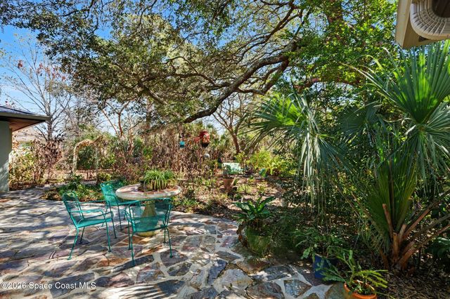 280 Naylor Street NE, Palm Bay, FL 32907