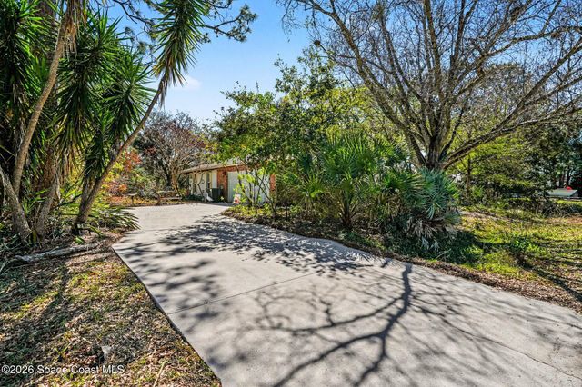 280 Naylor Street NE, Palm Bay, FL 32907