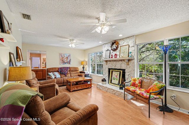 280 Naylor Street NE, Palm Bay, FL 32907