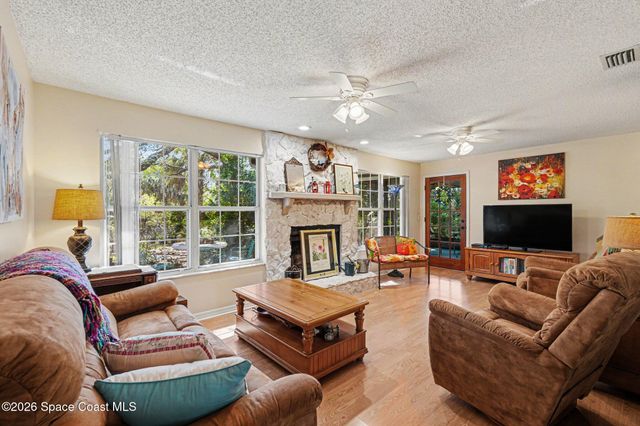 280 Naylor Street NE, Palm Bay, FL 32907