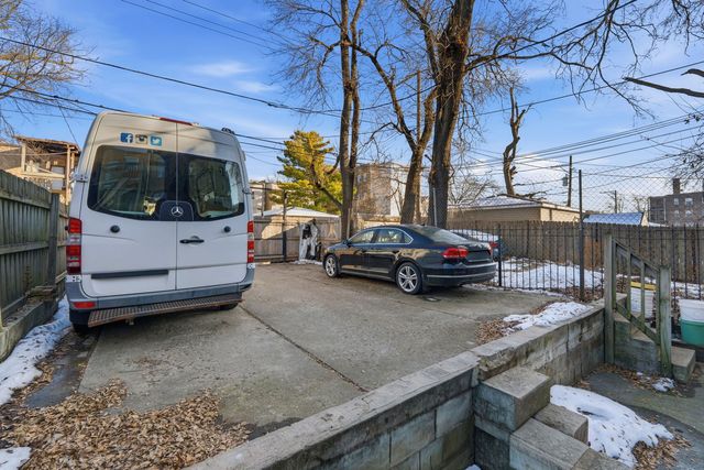 1637 S Saint Louis Avenue 1, Chicago, IL 60623