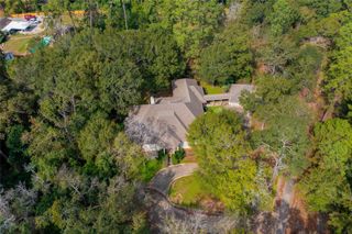 5 Briarwood Drive, Conroe, TX 77301